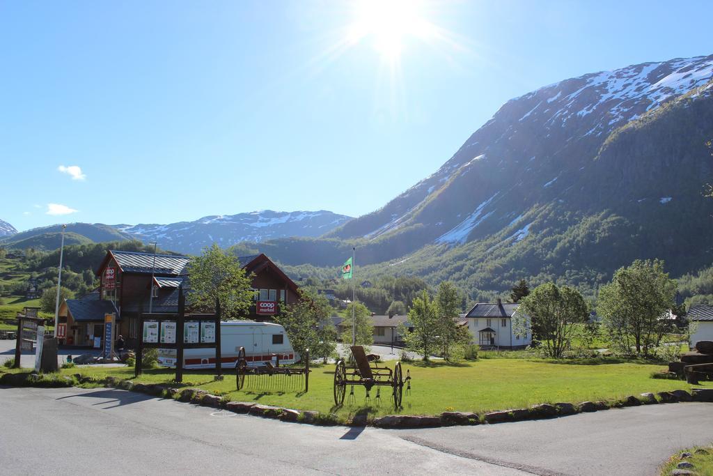 Skysstasjonen Cottages Roldal Exterior photo